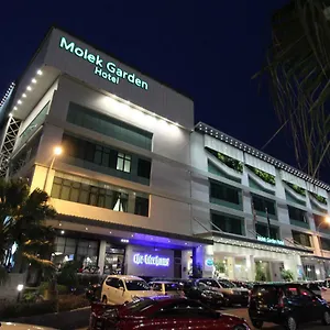 Molek Garden 2*, Johor Bahru Malaysia